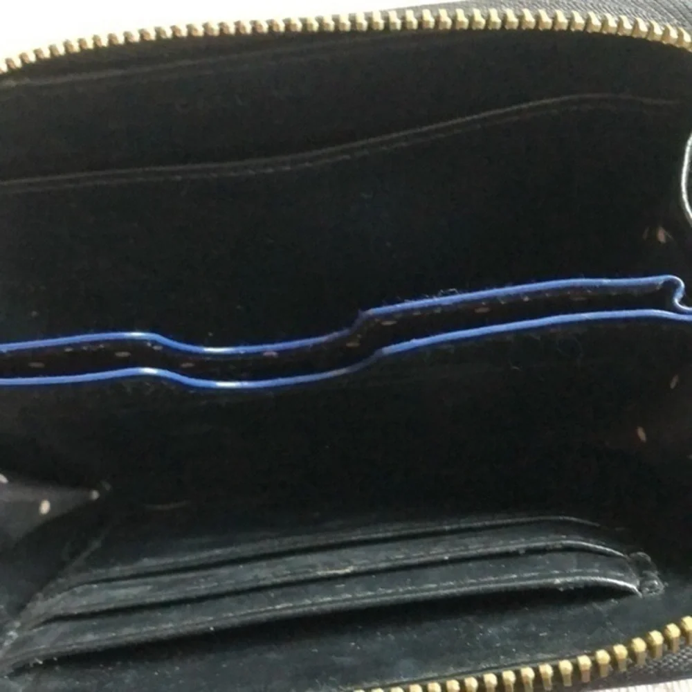 Stella & Dot polka dot striped wallet